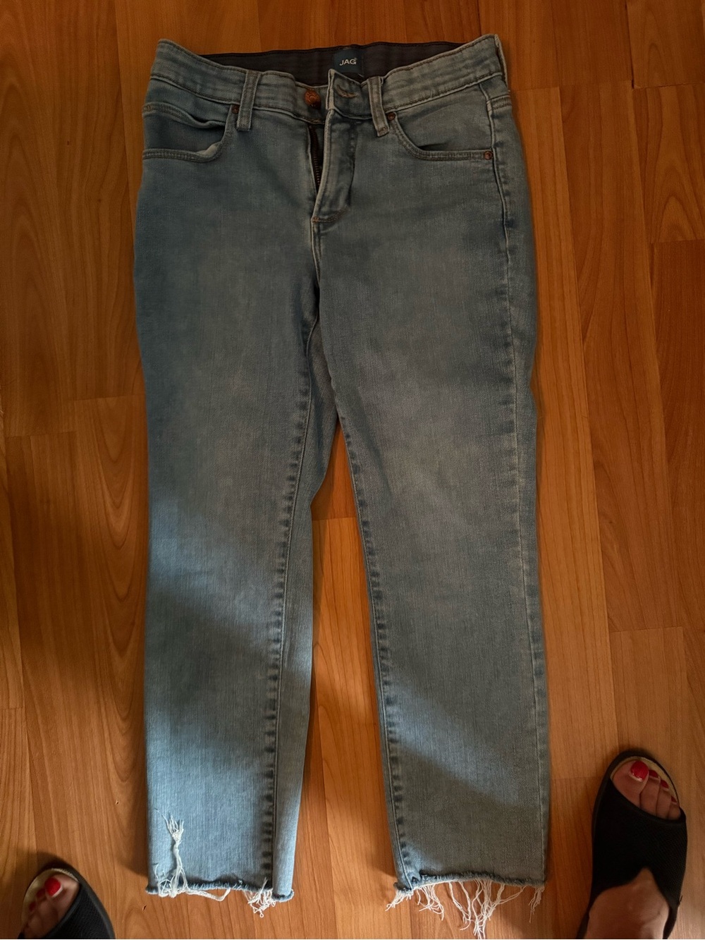 Jag Jeans Light Wash Cropped Straight Ankle Jeans